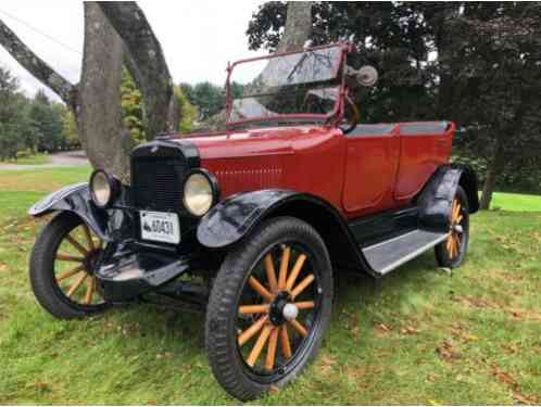 Willys Model 4 Touring (1922)