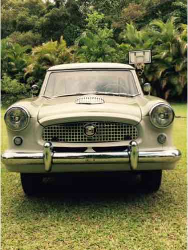 Nash Metropolitan Classic Car (1955)