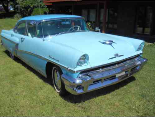 1956 Mercury Monterey 4 door