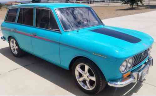 Datsun Wagon 411 chrome (1967)