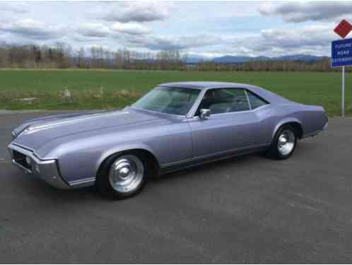 Buick Riviera coupe (1968)