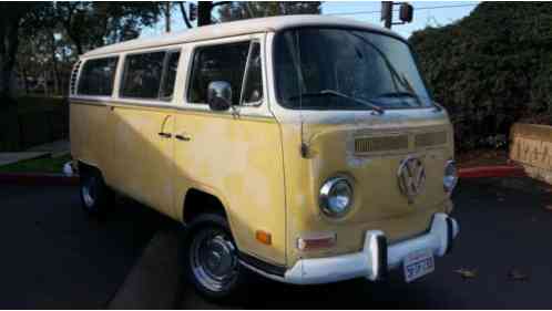Volkswagen Bus/Vanagon Deluxe (1970)