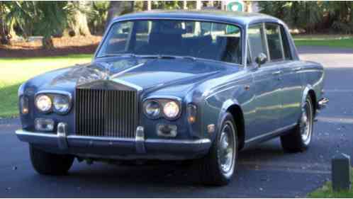 1975 Rolls-Royce Silver Shadow 4 DOOR