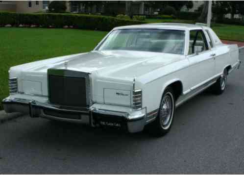 Lincoln Town Car COUPE - TWO OWNER (1979)