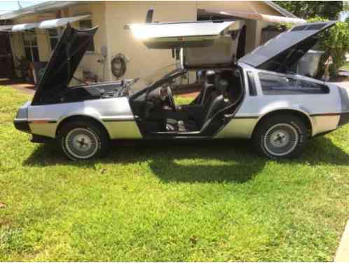 DeLorean DeLorean coupe (1981)