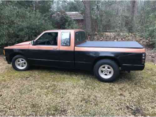 1985 GMC Other Base Standard Extended Cab Pickup 2-Door