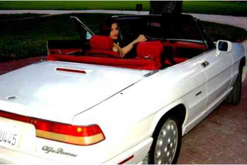 1991 Alfa Romeo Spider White
