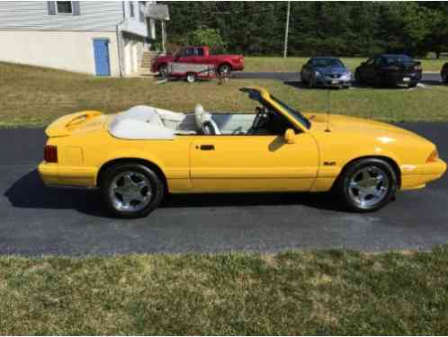 1993 Ford Mustang LX 5. 0 Convertible