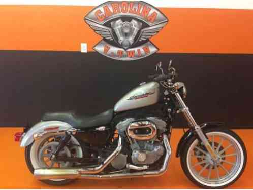 Harley-Davidson XL883 -- (2007)