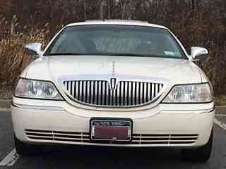 Lincoln Town Car Signature LIMITED (2007)