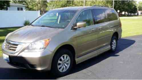 2010 Honda Odyssey mocho metallic