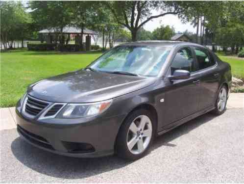 Saab 9-3 in EXCELLENT CONDITION (2011)