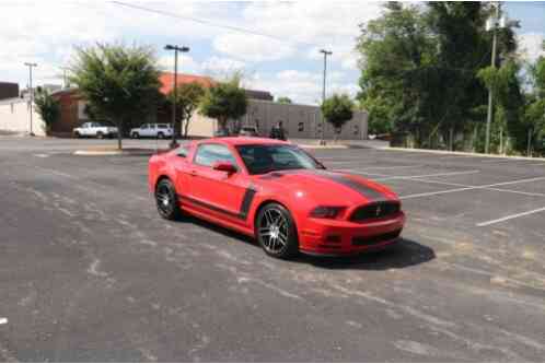 Ford Mustang Boss 302 Coupe RWD (2013)