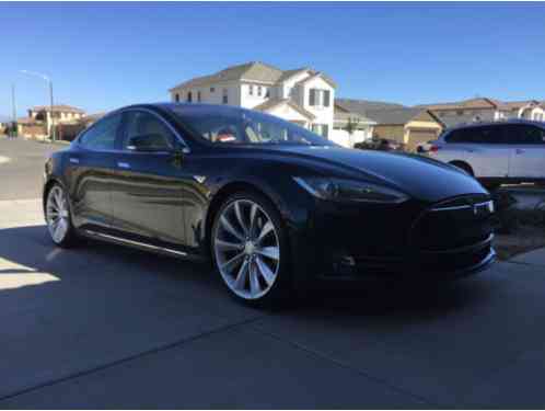 2013 Tesla Model S Model s P85