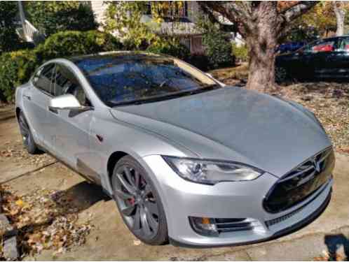 Tesla Model S Tech package and (2013)
