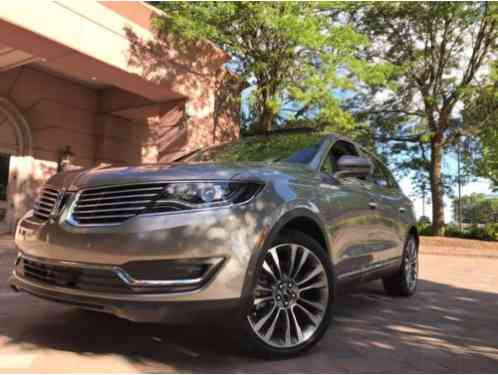Lincoln MKX Reserve Sport Utility (2016)