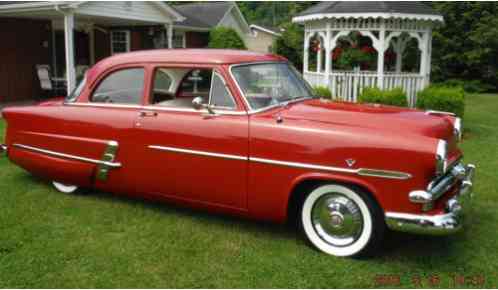 1953 Ford Crestline 50th Anniversary Edition