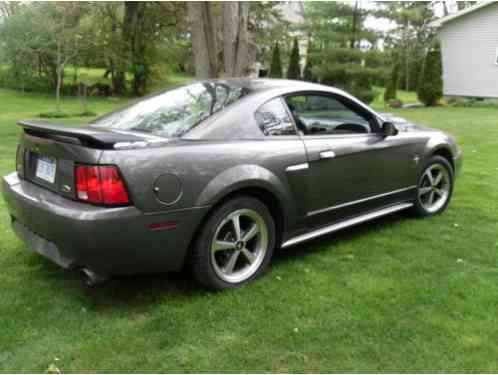 Ford Mustang Mach 1 (2003)