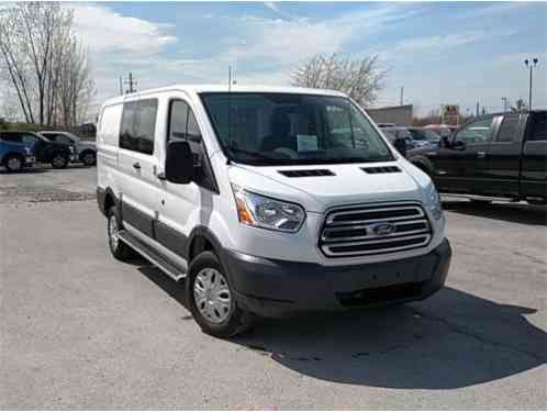 Ford Transit Connect Base (2015)
