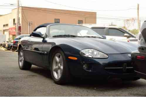 Jaguar XK8 (1999)