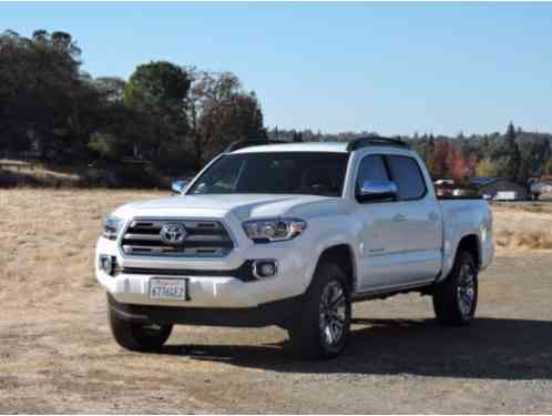 Toyota Tacoma LIMITED, 4WD, Double (2017)