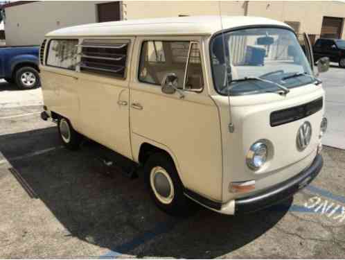 Volkswagen Bus/Vanagon (1969)