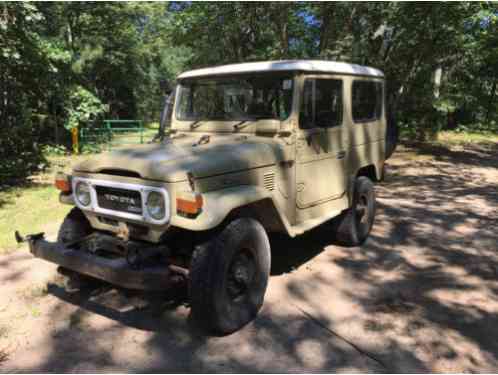 1882 Toyota Land Cruiser