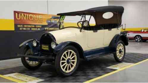 Willys Overland 90 Touring (1917)