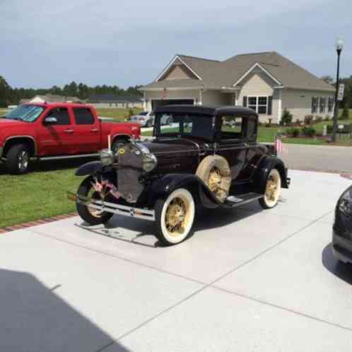 Ford Model A Delux (1930)