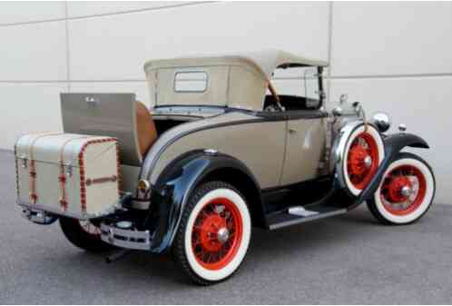 1931 Ford Model A Deluxe Roadster Rumble Seat Oldtimer
