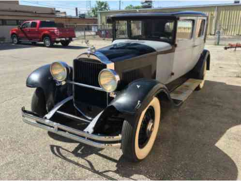 Packard 833 Club Sedan (1931)