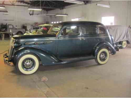 DeSoto Airflow (1936)