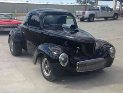 Willys 2 door coupe Steel body with (1941)