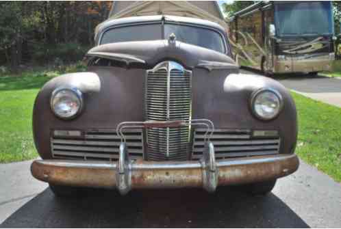 Packard Clipper 4 Door sedan (1942)