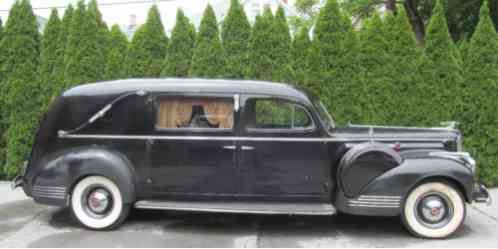 Packard Henney Hearse (1942)