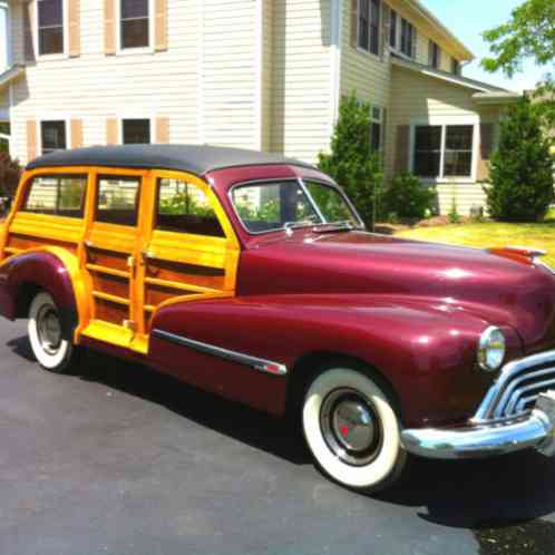 1946 Oldsmobile 66 Woodie & 66 Sedan