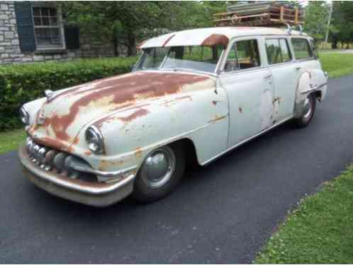 DeSoto 4 door wagon Custom (1951)