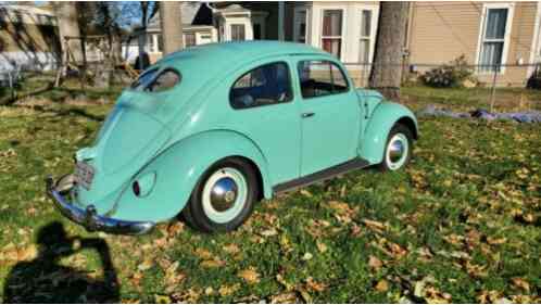Volkswagen Beetle standard Deluxe (1952)