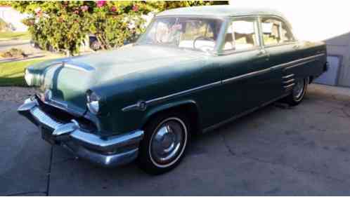 Mercury Monterey 4 Door (1954)