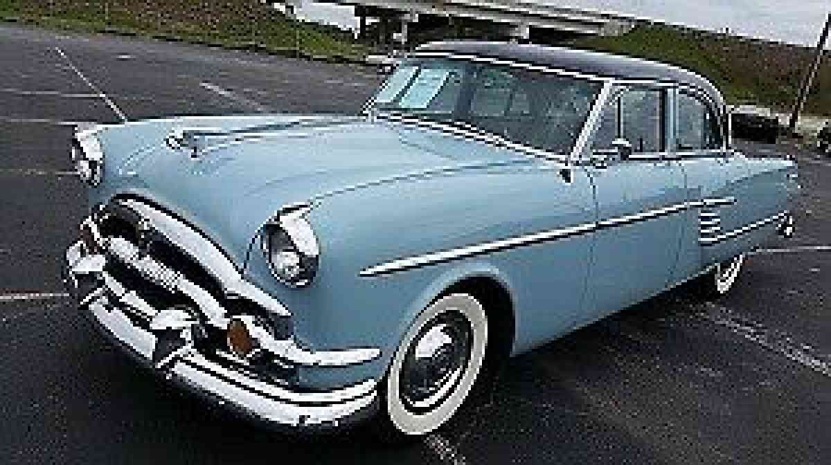Packard Cavalier (1954)