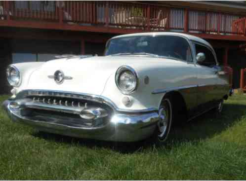 Oldsmobile super Rocket 88 2 door (1955)