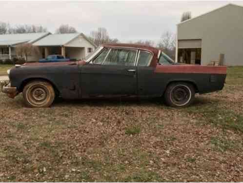 Studebaker Golden Hawk golden hawk (1956)