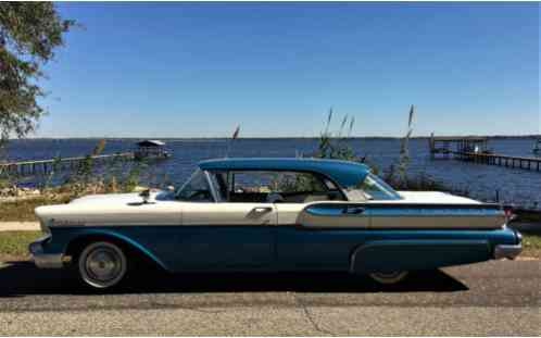 Mercury Monterey Sport Sedan (1957)