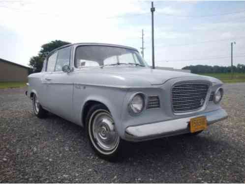 Studebaker LARK -- (1960)