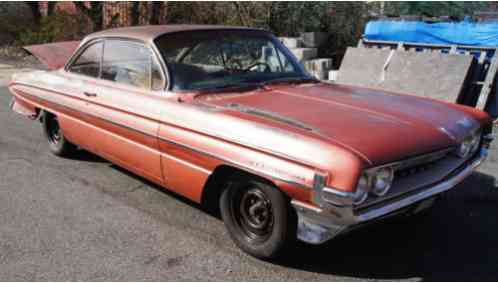 Oldsmobile Dynamic 88 (1961)