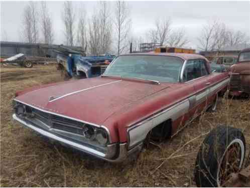 1962 Oldsmobile Starfire --