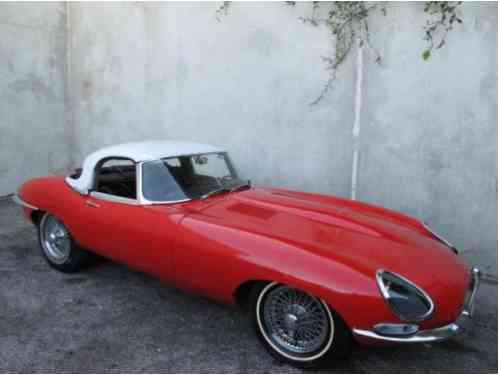 Jaguar E-Type Roadster (1963)