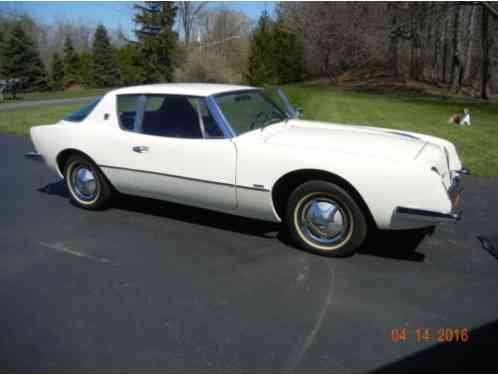 Studebaker Avanti R-2 Regal (1963)