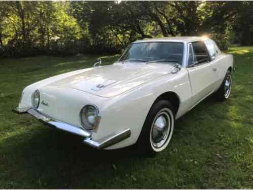 Studebaker Avanti (1963)