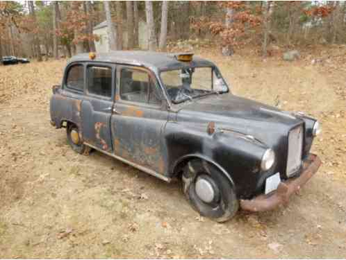 Austin FX4 (1964)